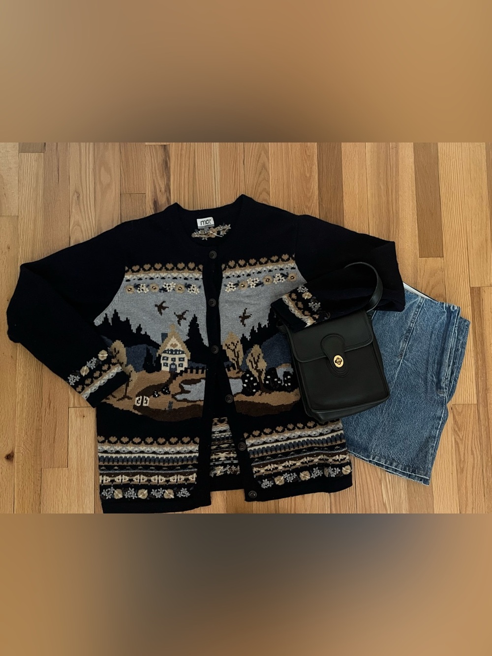 Scenic Knit Button-Front Cardigan in Black